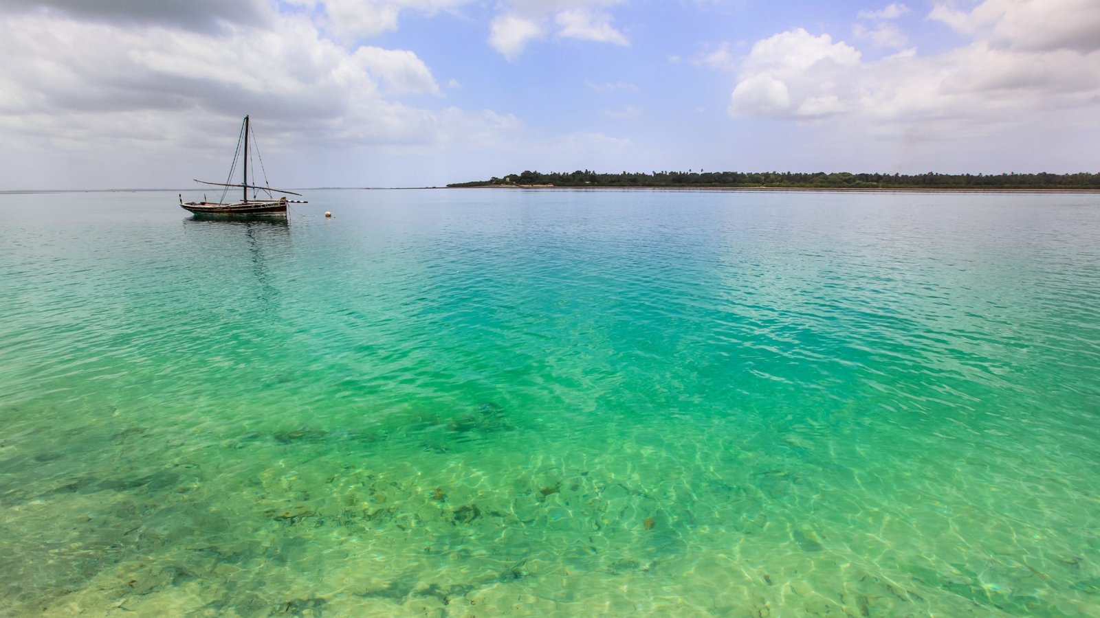 Mafia Island Luxury Safari &ndash; 7‑Day Romantic Escape
