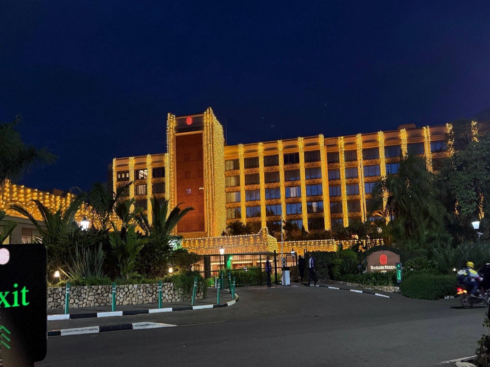 Nairobi Serena Hotel - view 2