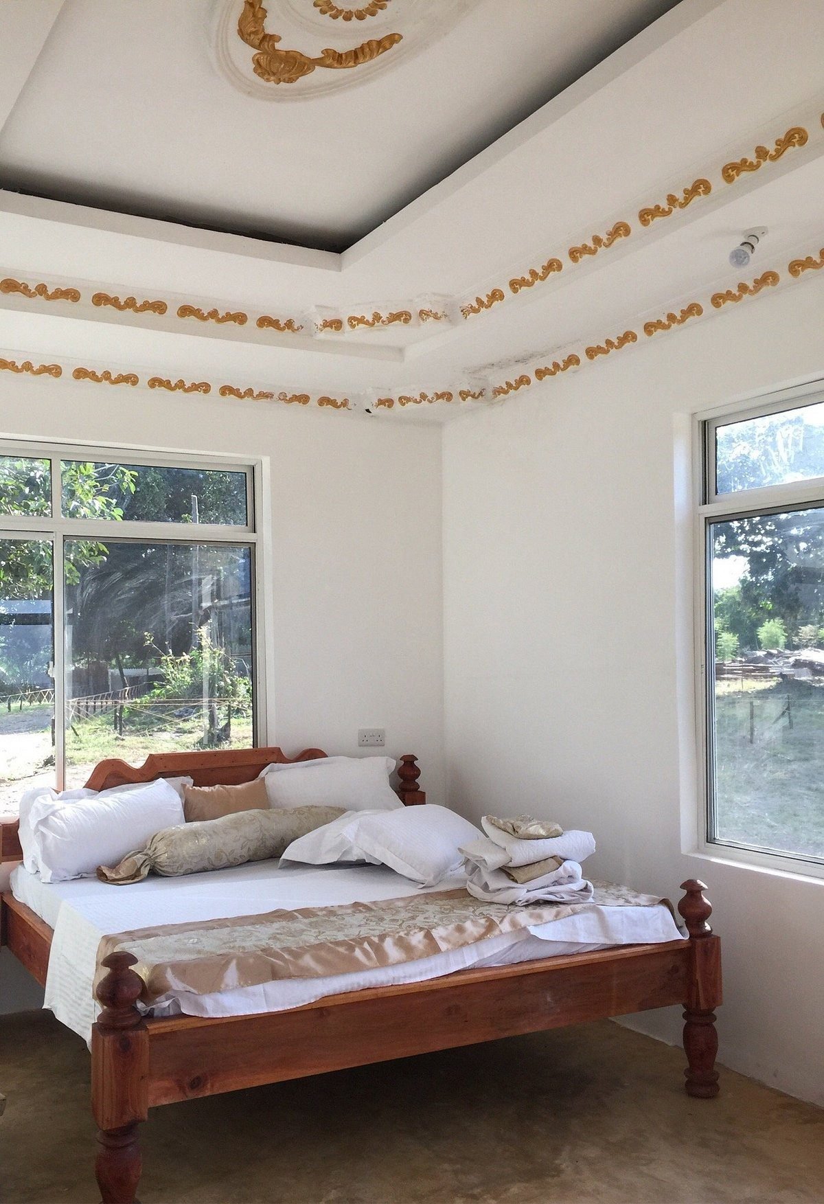 Mid‑Range Accommodation: Mafia Kivulini Lodge - Mid-Range accommodation in Tanzania