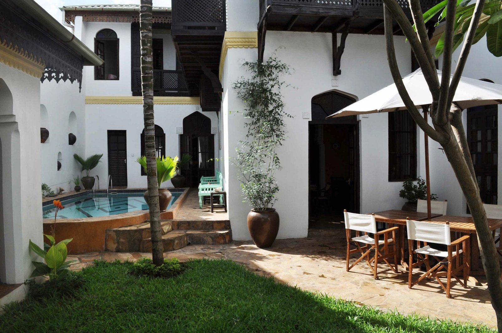 Kholle House - view 3