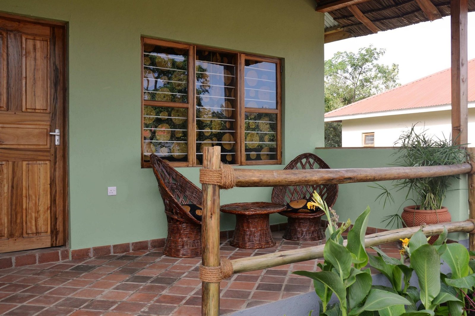 Meru View Lodge - view 4