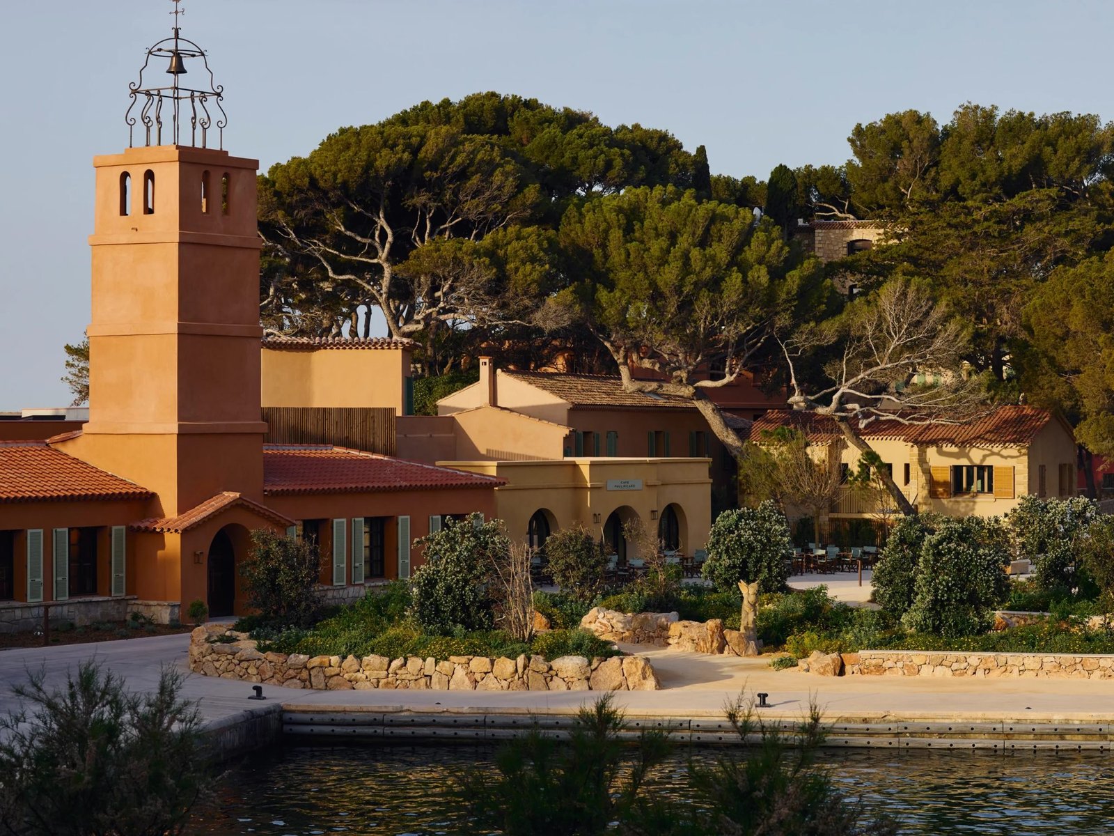 Mediterranean Hotel - Mid-Range accommodation in Tanzania
