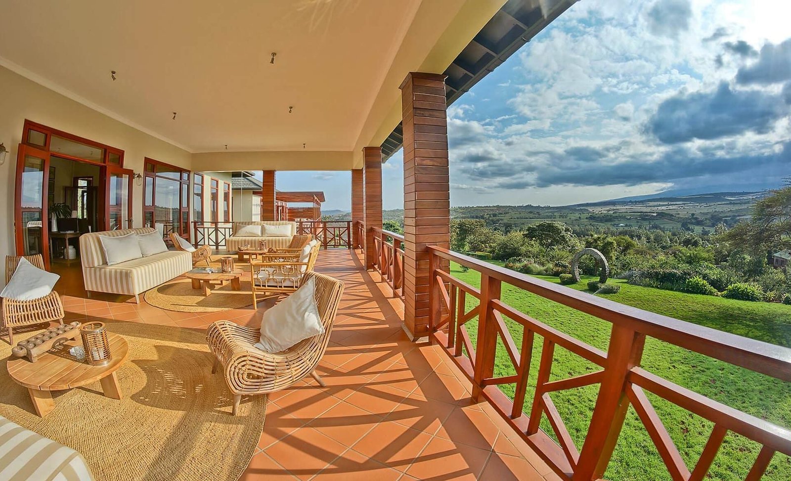 Acacia Farm Lodge - view 4