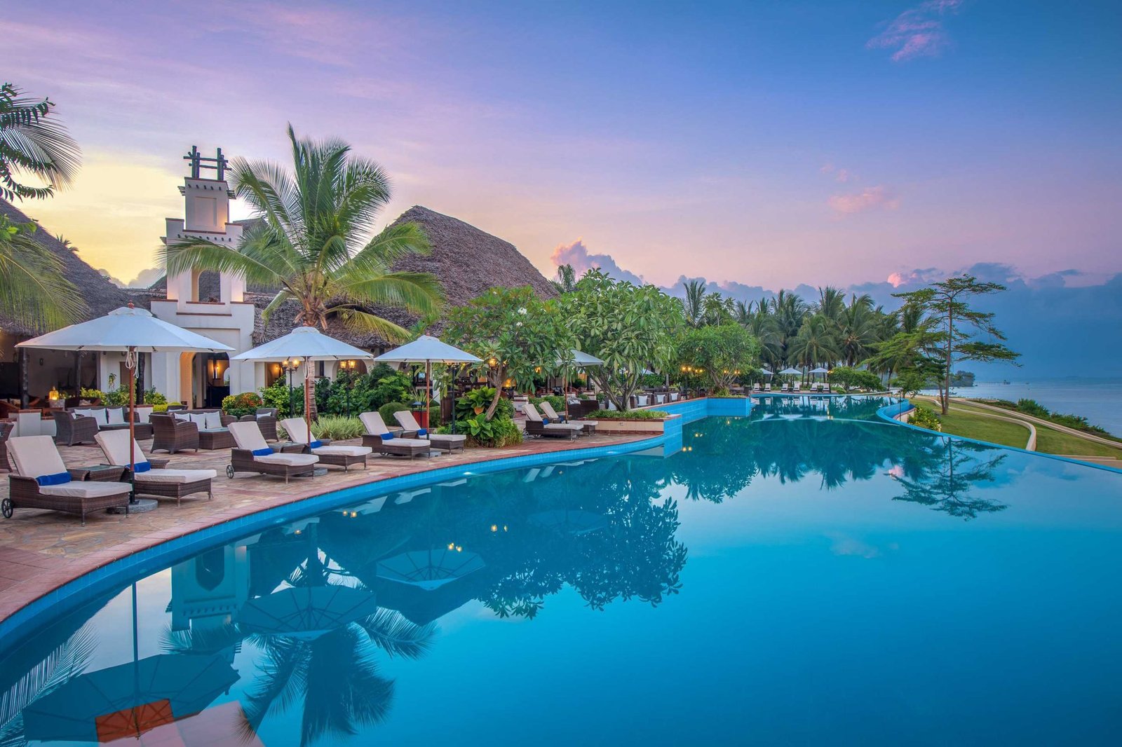 The Cliff - High-End Luxury accommodation in Tanzania